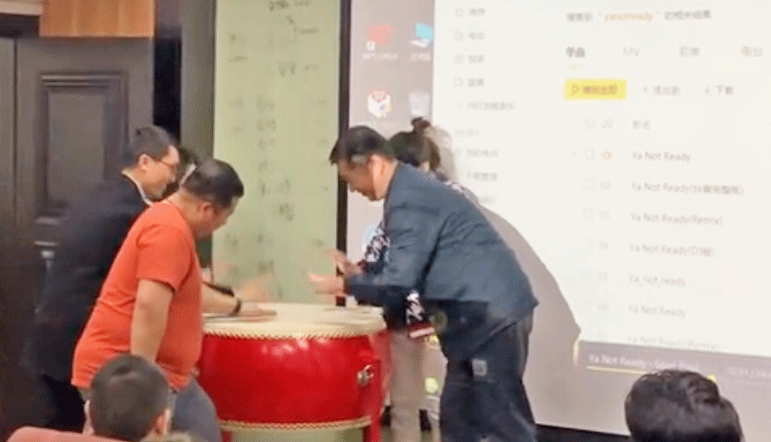 91AB2A5D-E7EA-4dd1-B70B-1B3A783BE1D4.gif 91AB2A5D-E7EA-4dd1-B70B-1B3A783BE1D4.gif