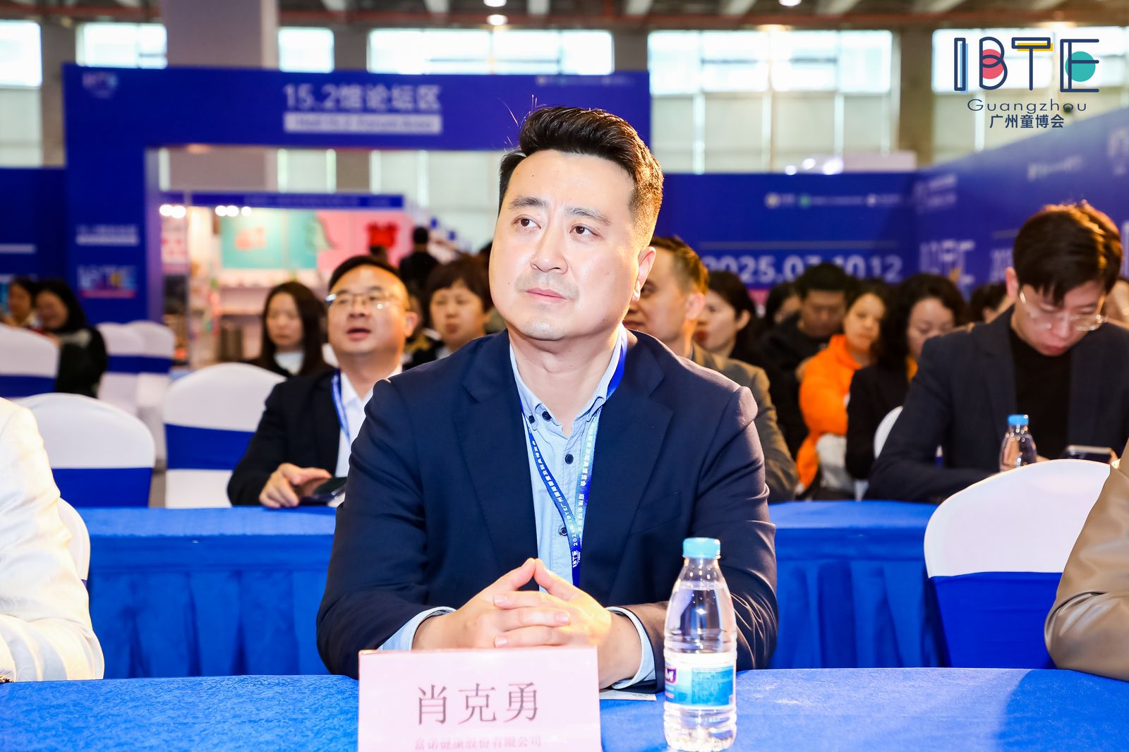 2_1600_3000_gif (4).jpg 2_1600_3000_gif (4).jpg